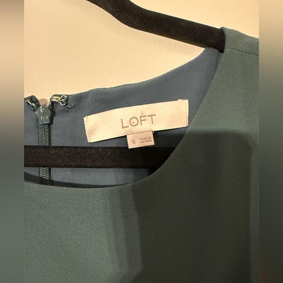 LOFT Dark Green Dress - Picture 2 of 4